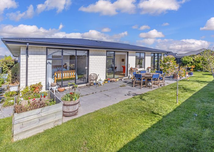  at 106 Caulfield Avenue, Halswell, Christchurch