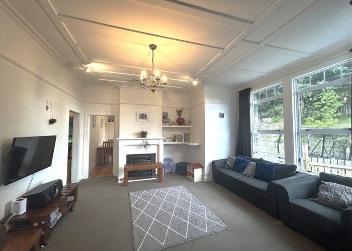  at 33a Shakespeare Road, Bluff Hill, Napier, Hawke's Bay