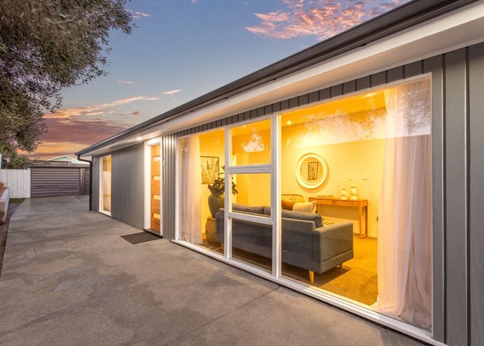  at 2/59 Oram Avenue, New Brighton, Christchurch City, Canterbury