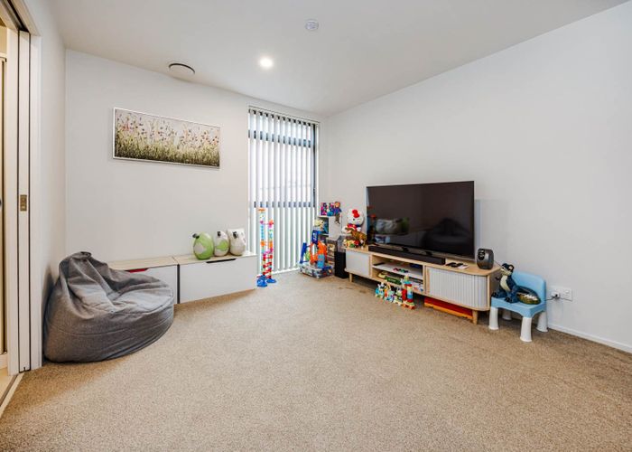  at 21/182 Flat Bush School Road, Flat Bush, Manukau City, Auckland