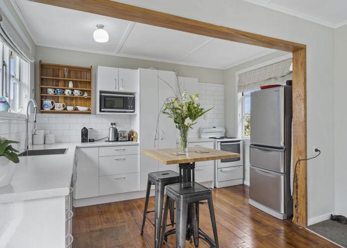  at 215B Given Avenue, Whangamatā