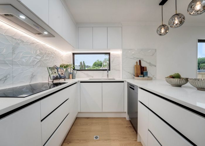  at 5 Pyatt Crescent, Saint Johns, Auckland City, Auckland