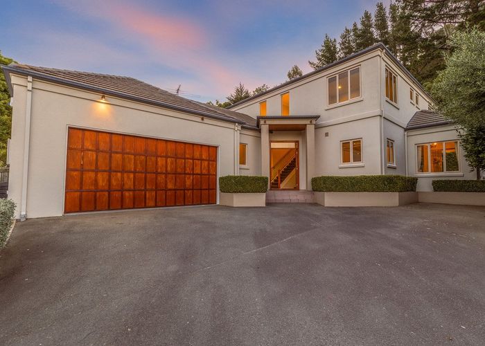  at 16 Basil Place, Mount Pleasant, Christchurch City, Canterbury