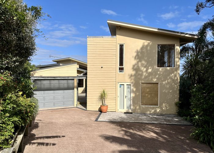  at 29 Kennedy Point Road, Surfdale, Waiheke Island, Auckland