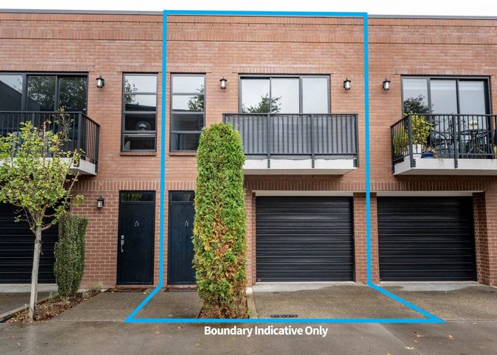  at 18 Village Quarter Lane, Frankton, Hamilton, Waikato