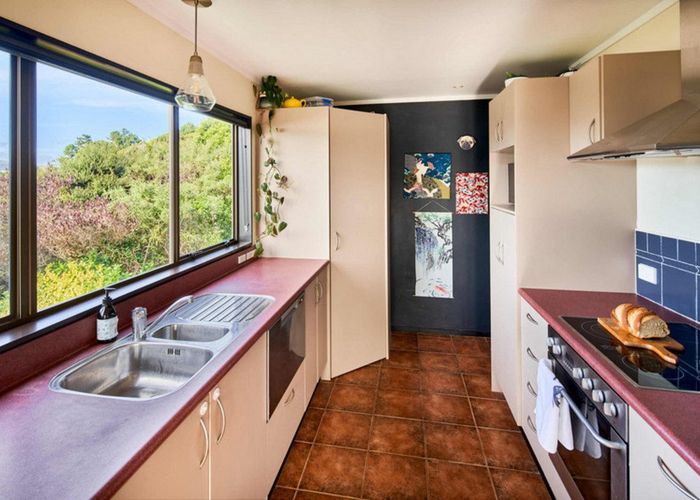  at 9 Kenef Road, Paremata, Porirua, Wellington