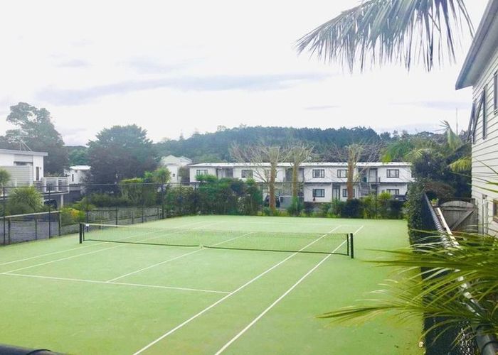  at 75/92 Bush Road, Albany, North Shore City, Auckland