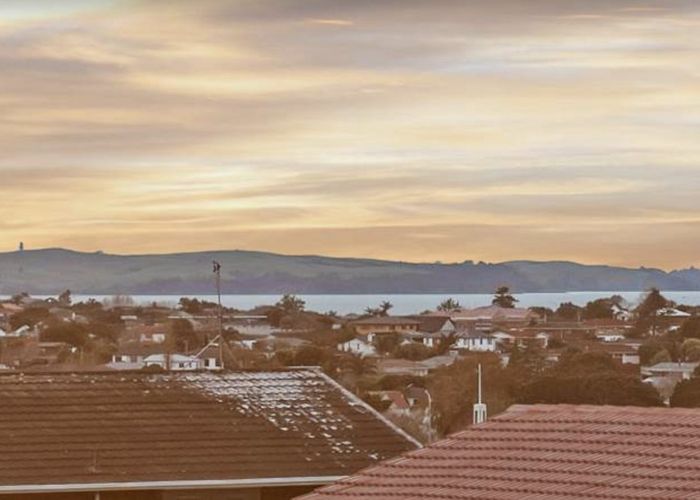  at 63 Highland Park Drive, Botany Downs, Auckland
