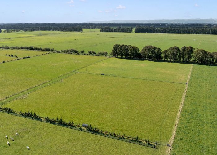  at 176 Boundary Road, Tauwharenīkau, Tauherenikau