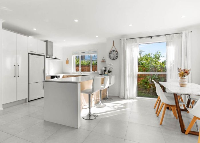  at 20 Arthur Rolfe Lane, Swanson, Waitakere City, Auckland