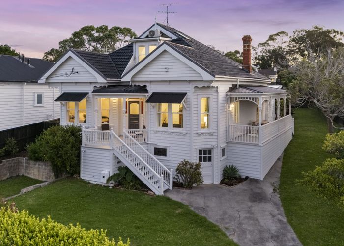  at 12 Springfield Road, Morningside, Auckland