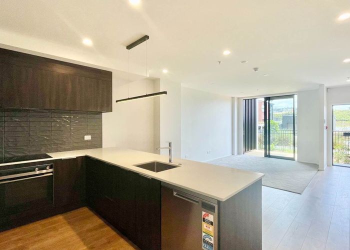  at 7/18 Karengo Street, Long Bay, North Shore City, Auckland