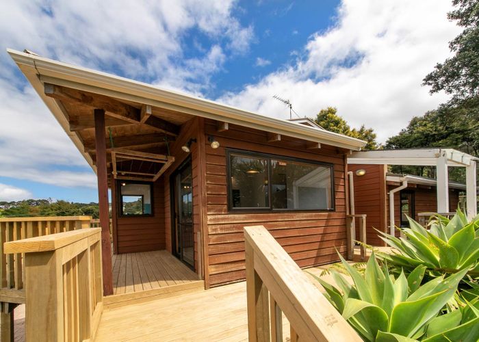  at 42 Rauhuia Crescent, Parau, Auckland