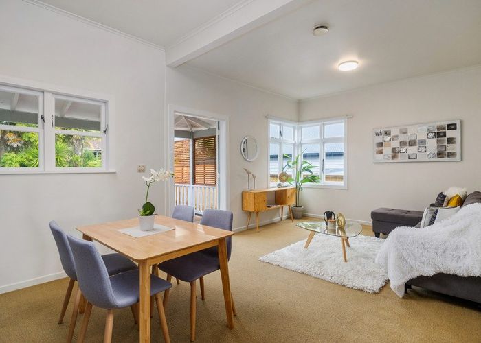  at 23 Lloyd Avenue, Mount Albert, Auckland
