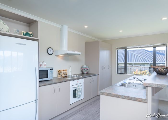  at 27 James Nairn Grove, Riverstone Terraces, Upper Hutt