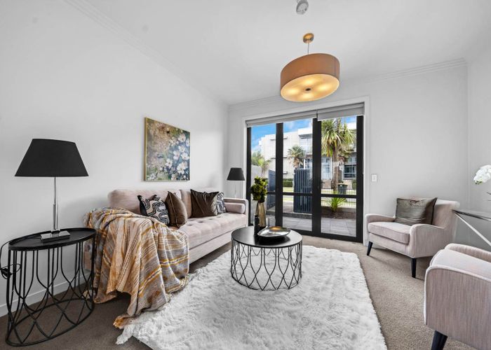  at 84 Norwood Drive, Flat Bush, Manukau City, Auckland