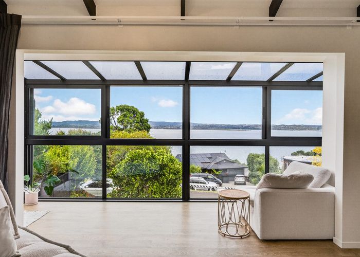  at 11 Brigantine Drive, Beach Haven, North Shore City, Auckland