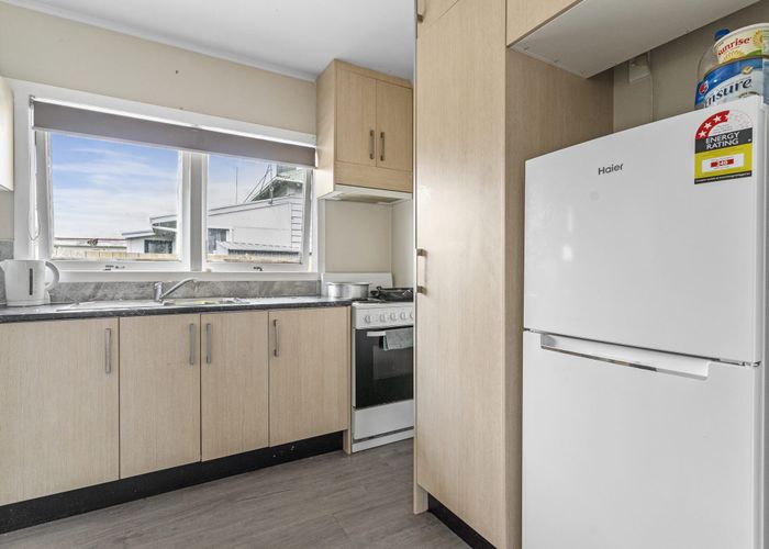  at 2/0 Middlemore Road, Otahuhu, Auckland