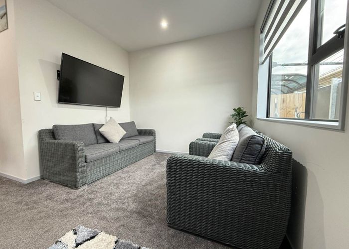  at 21A  Franklin Avenue, Papatoetoe, Manukau City, Auckland