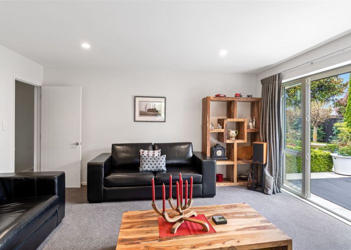  at 96 Willowview Drive, Redwood, Christchurch