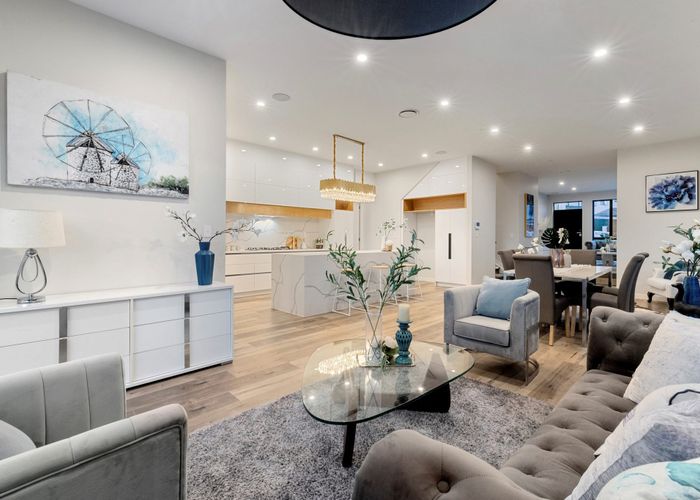  at 34 Bushfield Drive, Flat Bush, Auckland