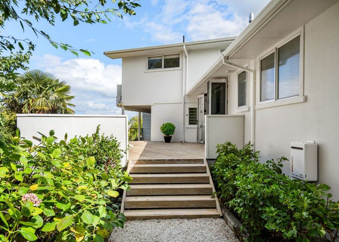  at 33 Simla Terrace, Hospital Hill, Napier, Hawke's Bay
