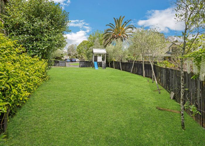  at 26 Orinda Close, Botany Downs, Manukau City, Auckland