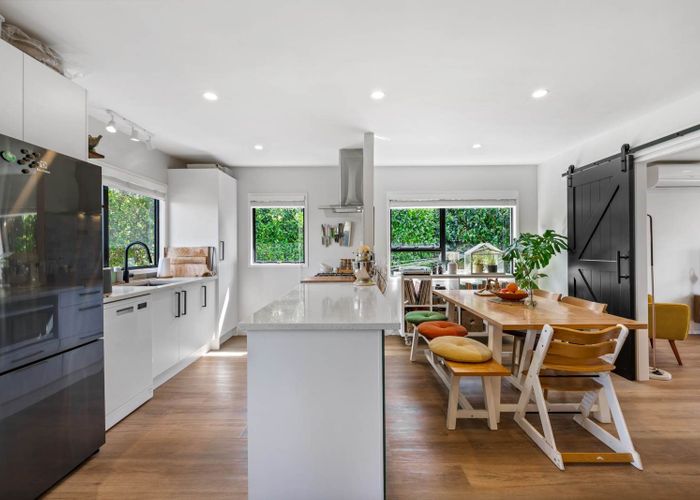 at 21a Leiden Place, Totara Vale, North Shore City, Auckland