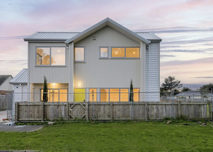  at 8A Taurima Avenue, Point England, Auckland City, Auckland