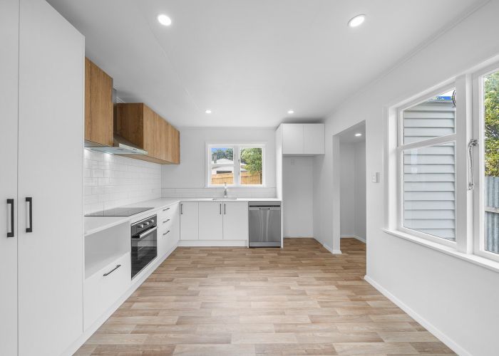  at 8 Hampshire Street, Cannons Creek, Porirua, Wellington