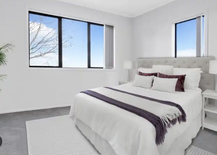  at 1/130 Stancombe Road, Flat Bush, Auckland