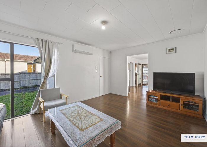  at 9 Shalimar Place, Clover Park, Manukau City, Auckland