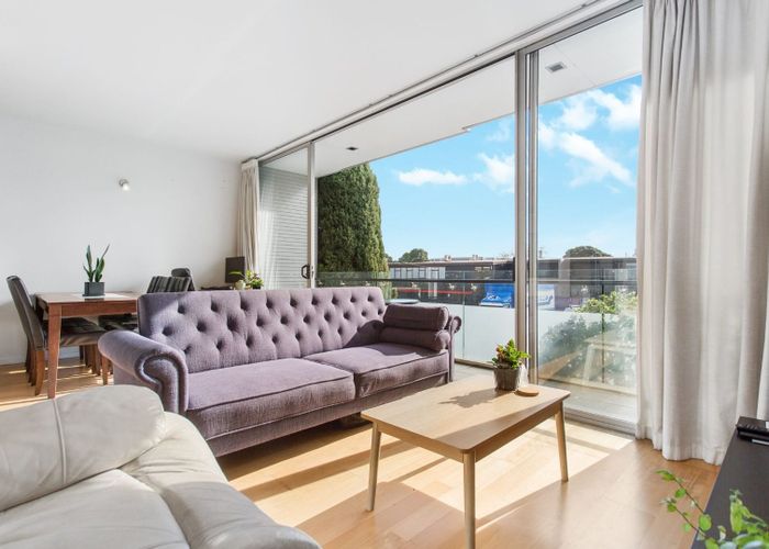  at 2/24 Westmoreland Street West, Grey Lynn, Auckland City, Auckland