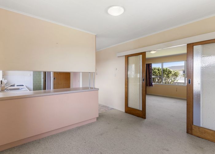  at 5 Cheyne Walk, Newlands, Wellington