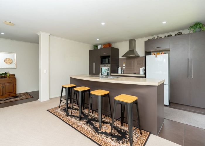  at 68 Borman Road, Huntington, Hamilton