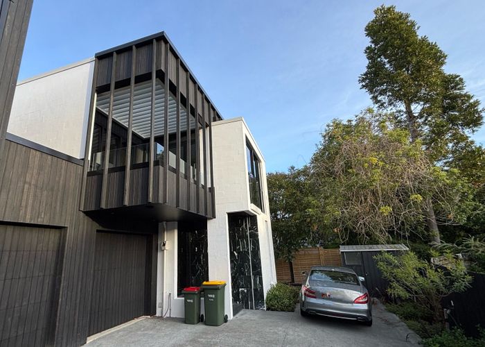  at 35 Chesterfield Avenue, Glendowie, Auckland City, Auckland