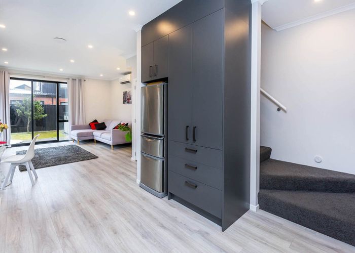  at 8 Gloaming Lane, Wallaceville, Upper Hutt, Wellington