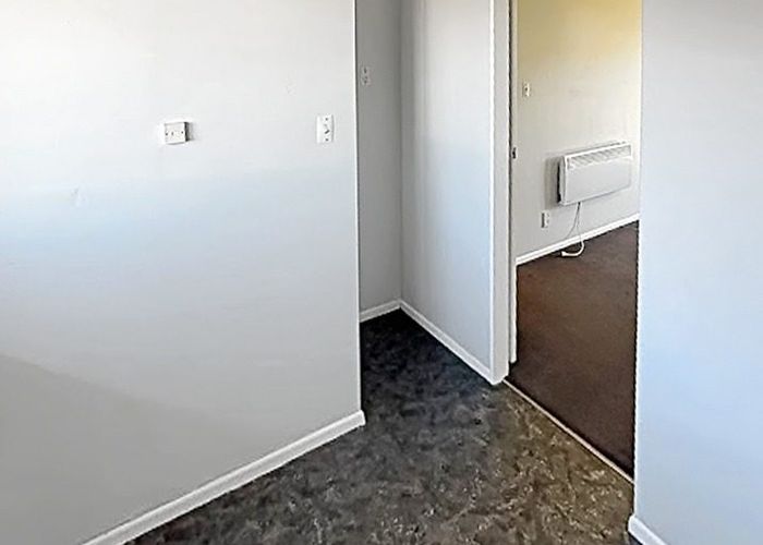  at 2/46 Awamutu Grove, Waiwhetu, Lower Hutt, Wellington