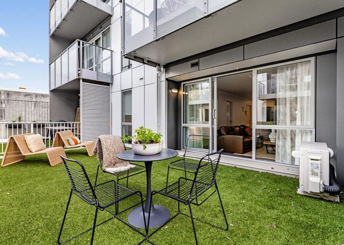  at 2H/21 Virginia Avenue East, Eden Terrace, Auckland