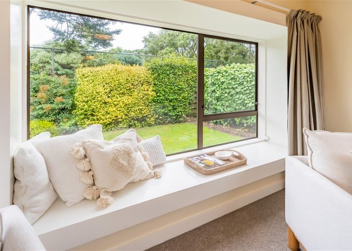  at 1/1 Lady Bell Grove, Lowry Bay, Lower Hutt