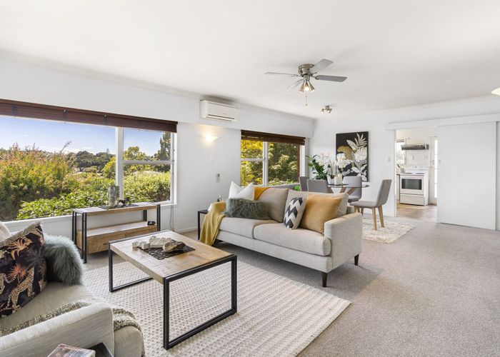  at 1/18 Eban Avenue, Hillcrest, North Shore City, Auckland