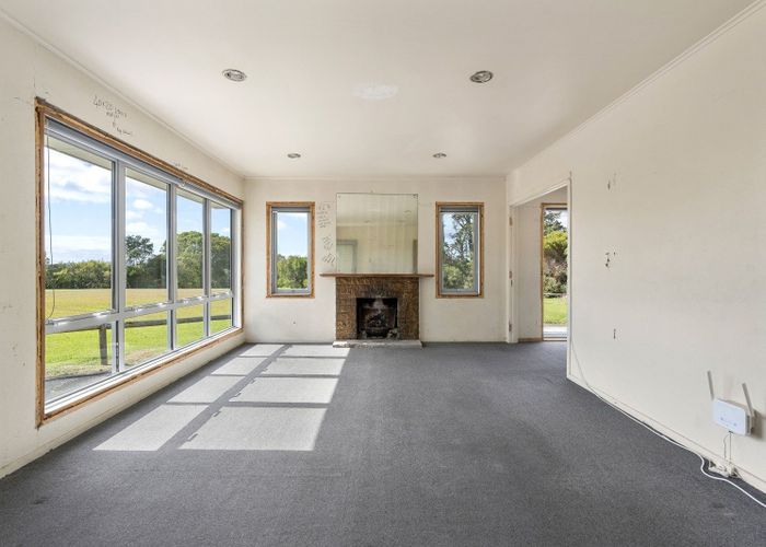  at 103A Roberts Road, Te Atatu South, Auckland