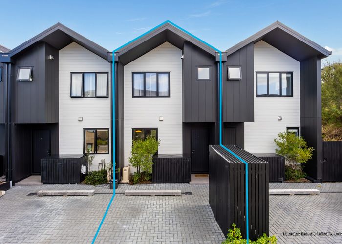  at 2D Nerita Place, Long Bay, North Shore City, Auckland