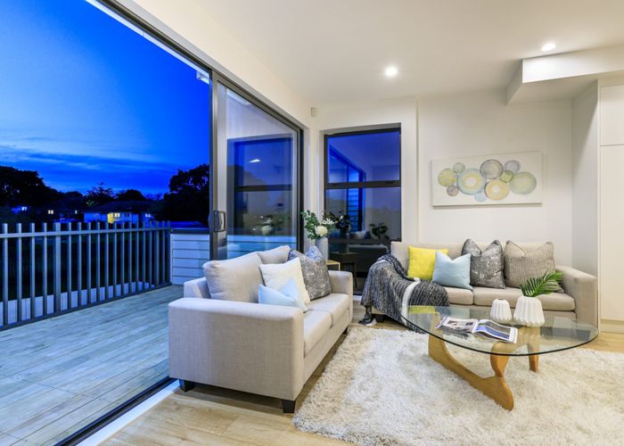  at 4C Kahu ROAD, Panmure, Auckland