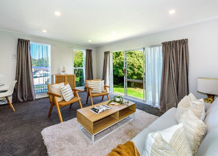  at 24a Broadfell Avenue, Avonhead, Christchurch City, Canterbury