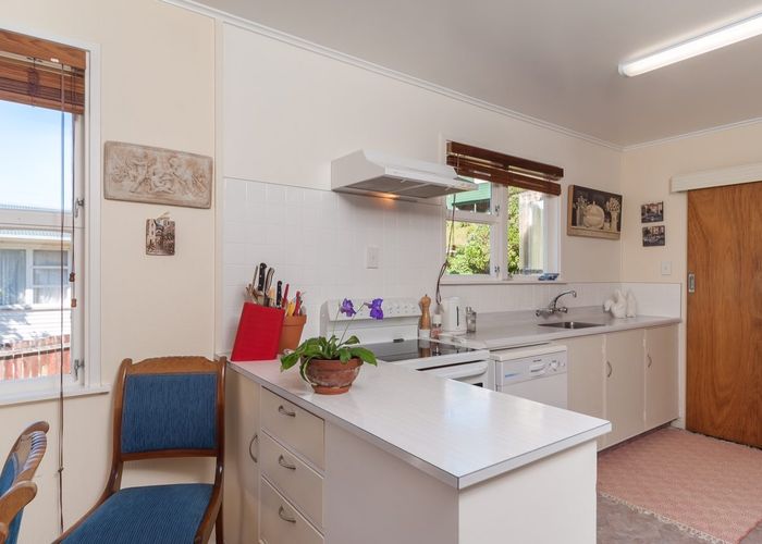  at 141 Parkvale Road, Karori, Wellington, Wellington