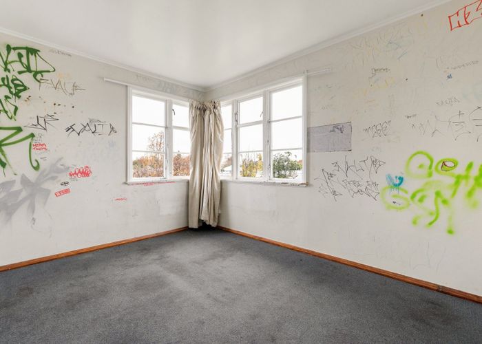  at 11 Old Farm Road, Hamilton East, Hamilton, Waikato