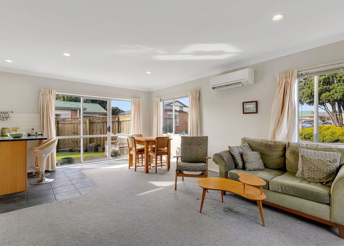  at 19 Pohutukawa Grove, Titahi Bay, Porirua