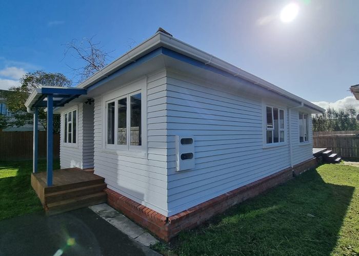  at 1/110 Lynwood Road, New Lynn, Waitakere City, Auckland