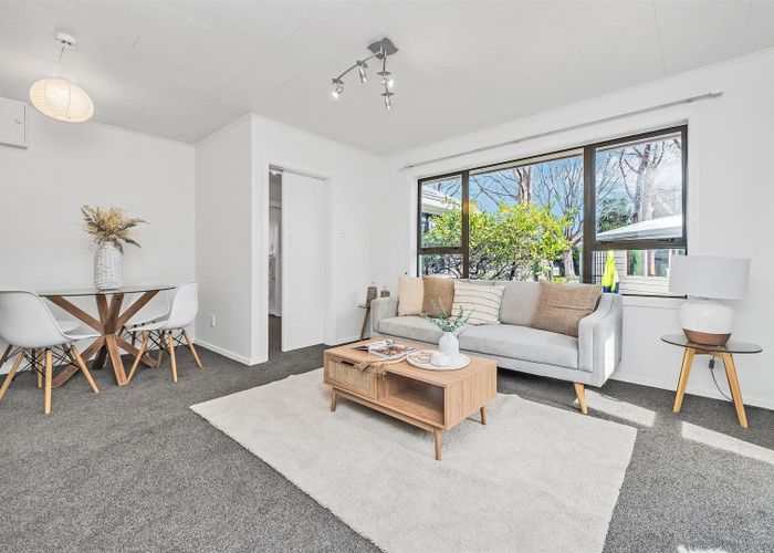  at 12 Oakhurst Place, Russley, Christchurch